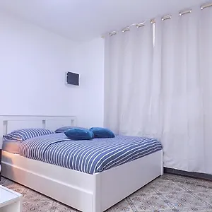 Apartament Maison Lydie - Meuble De 3 Etoiles, Charleroi